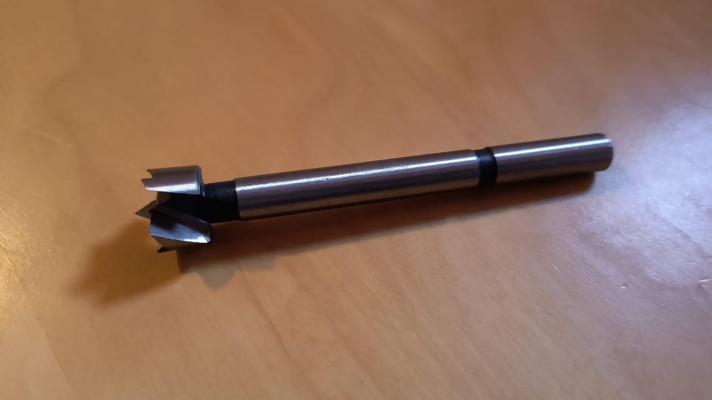 Customer photo review of Forstnerbohrer Holzbohrer Astlochbohrer mit Zentrierspitze Ø 10-100 mm