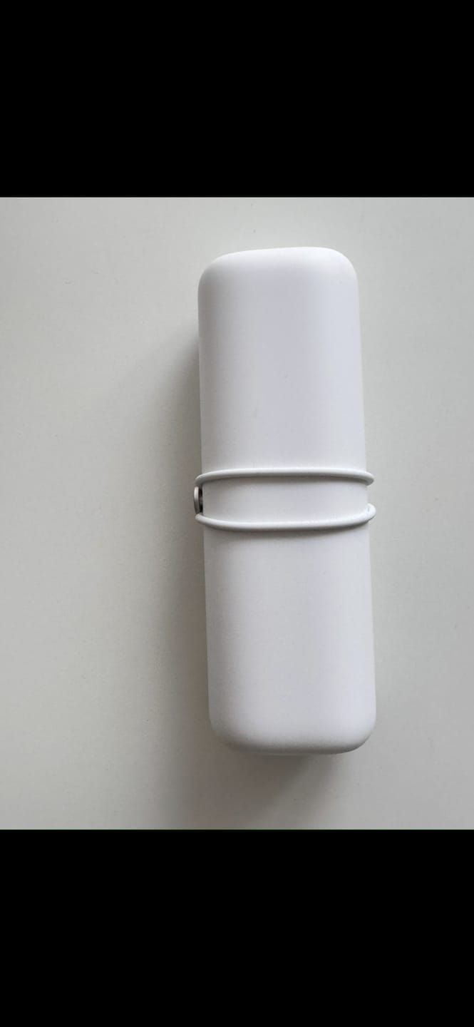 Customer photo review of Laifen Wave Toothbrush Travel Case