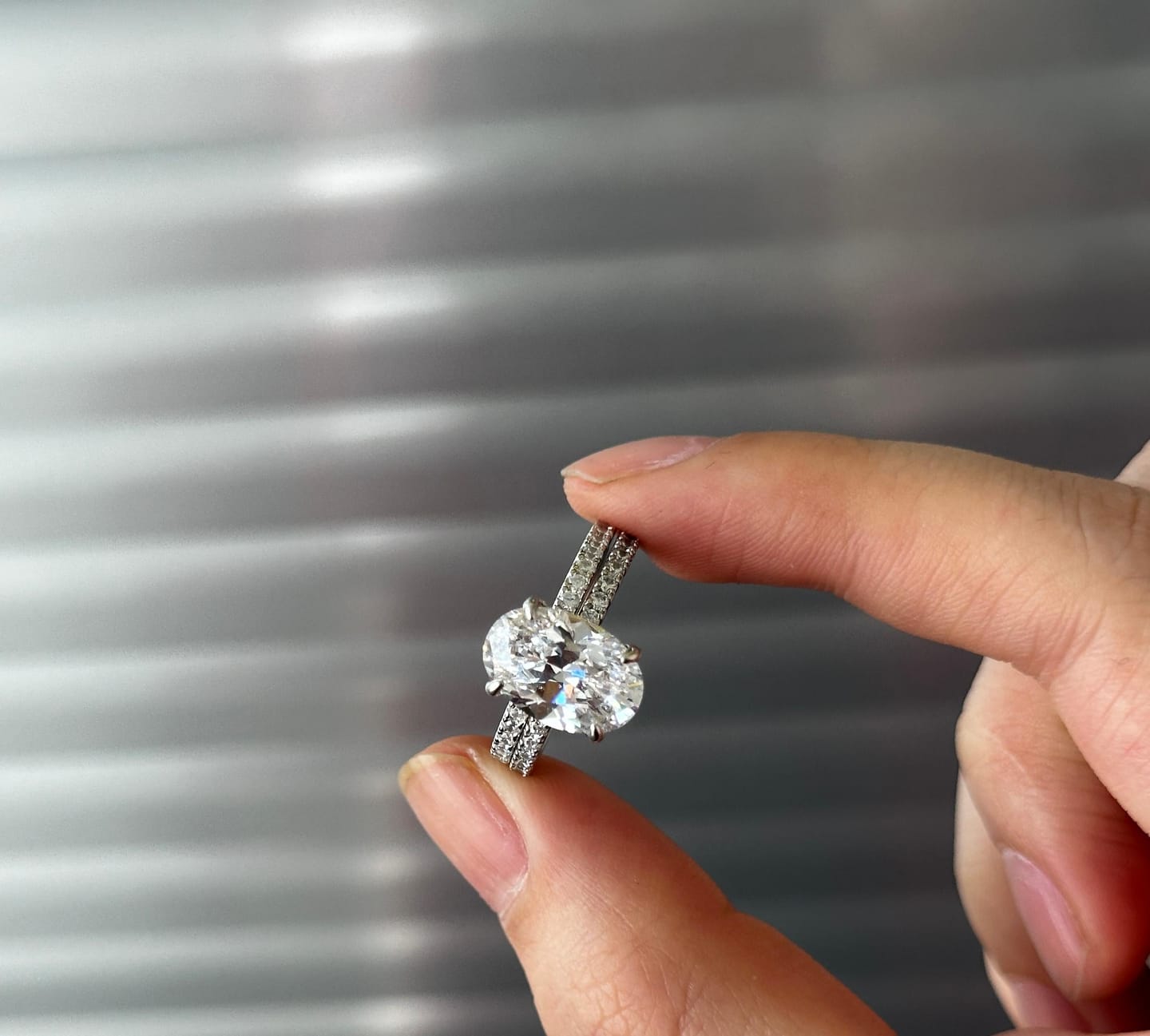 Customer photo review of S925 4.0 Carat Oval Cut Wedding Ring Set With Hidden Halo Promise Ring Classic Half Wedding Band
