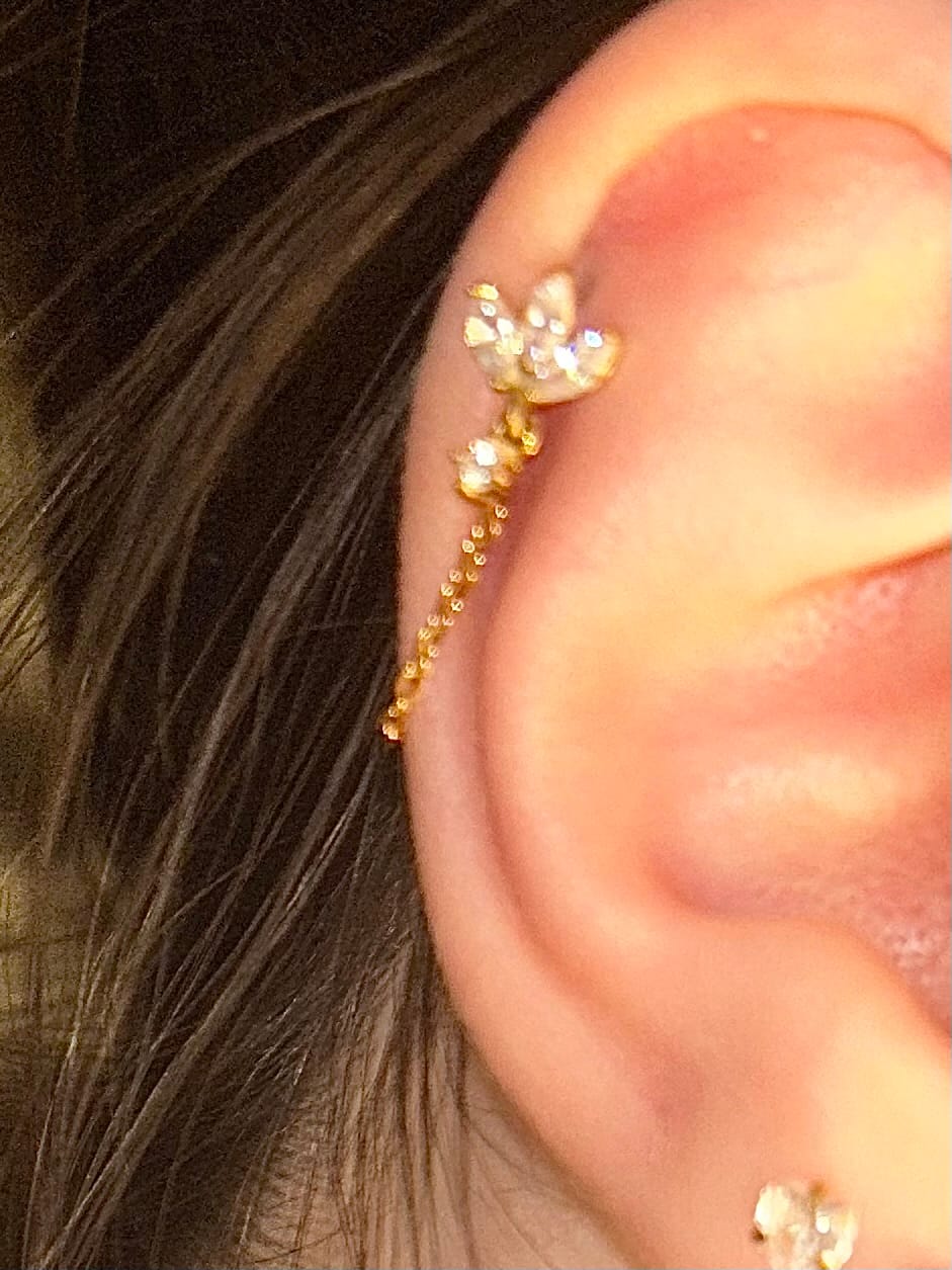 Customer photo review of Keshi Ohrstecker | 18K vergoldet