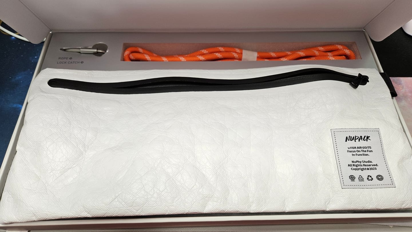 Customer photo review of NuPhy NuPack 鍵盤收納包