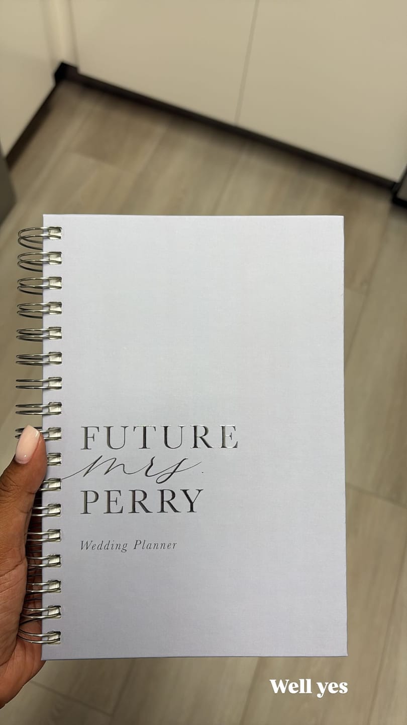 Customer photo review of Minimal Wedding Planner