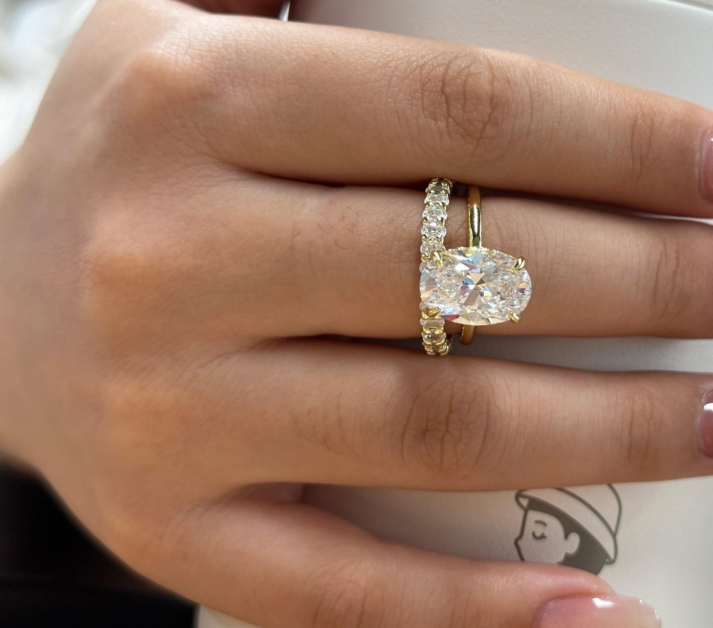 Customer photo review of S925 4.5Ct Luxury Oval Cut 2PC Wedding Ring Set In Sterling Silver Stackable Rings For Everyday Wear