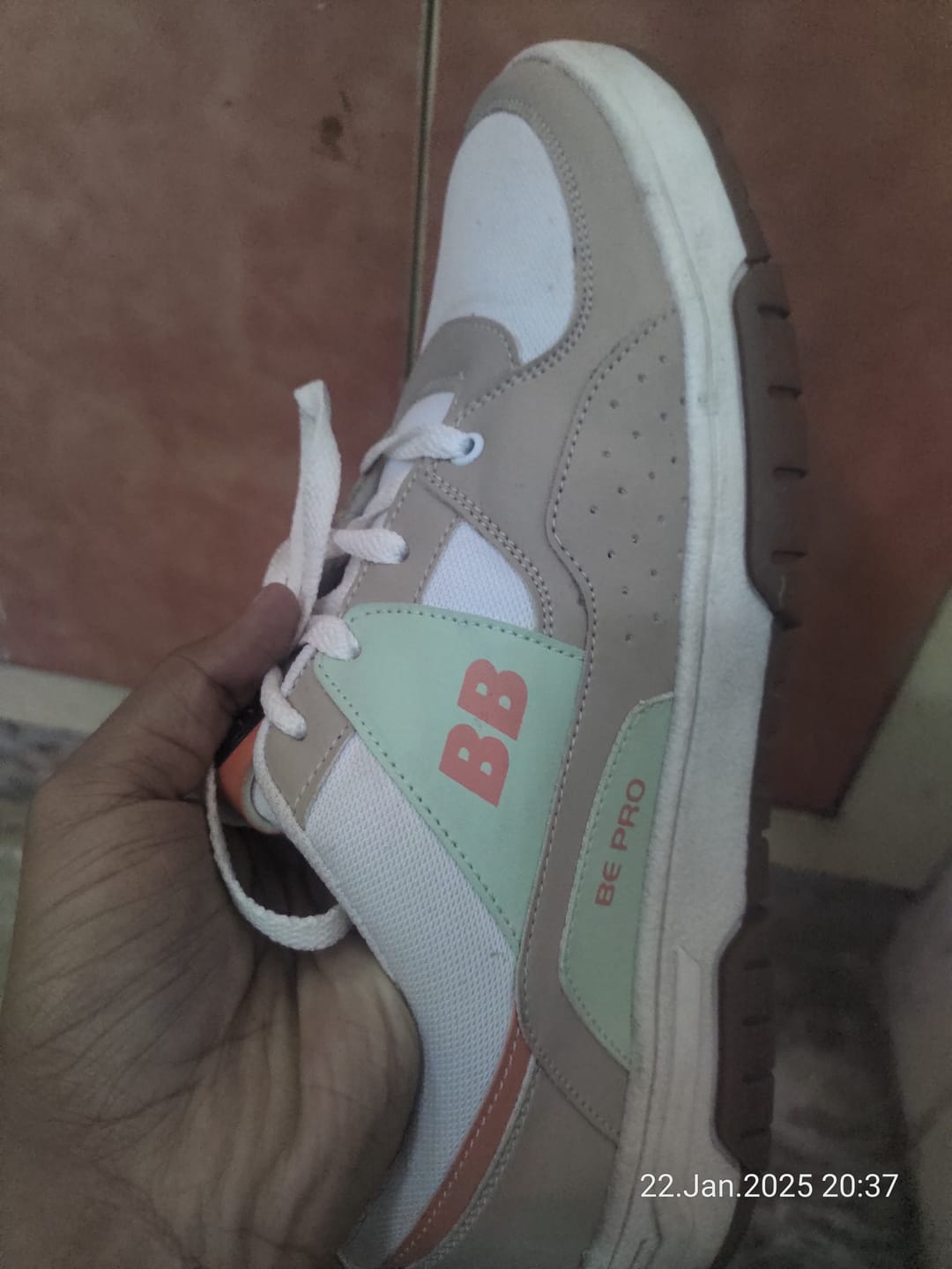Customer photo review of Bacca Bucci Groove Low Top Sneakers