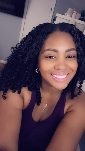 Customer photo review of Retro Geometric 18k Gold Earrings