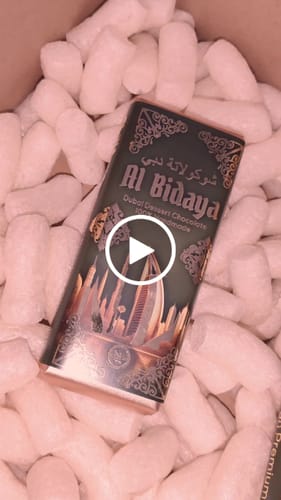 Customer video review of Almaci x Al Bidaya DUBAI Dessert Chocolate (200g)