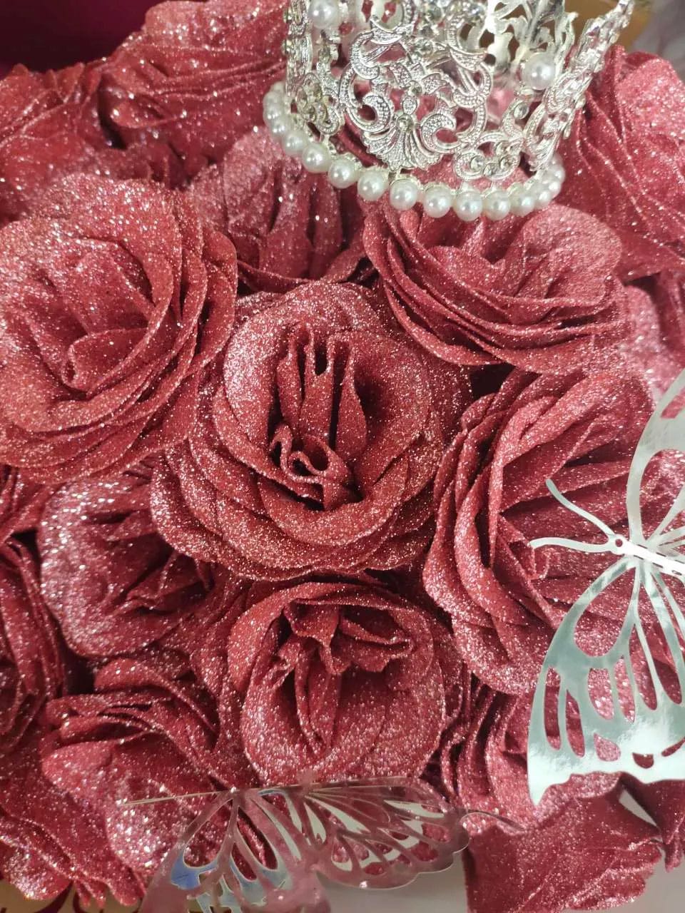 Customer photo review of Glitter Rose Bouquet Gift for Girlfriend & Boyfriend | Couple Anniversary Gift