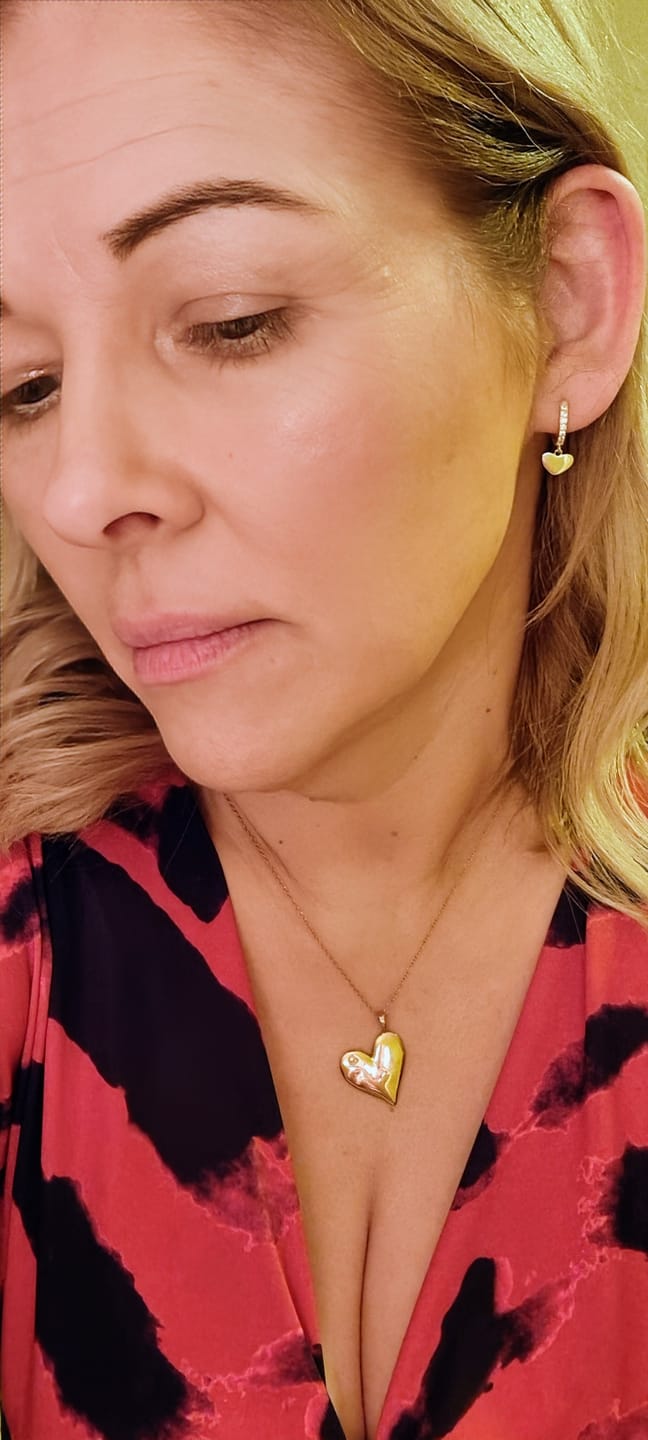 Customer photo review of Amore Heart Hoop Earrings Gold