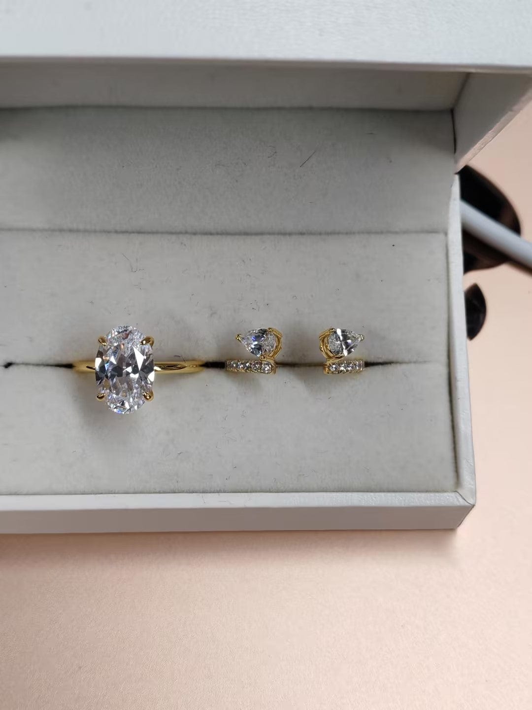 Customer photo review of S925 Unique 4.0Ct Oval Cut Insert Wedding Ring Set For Women In Sterling Silver