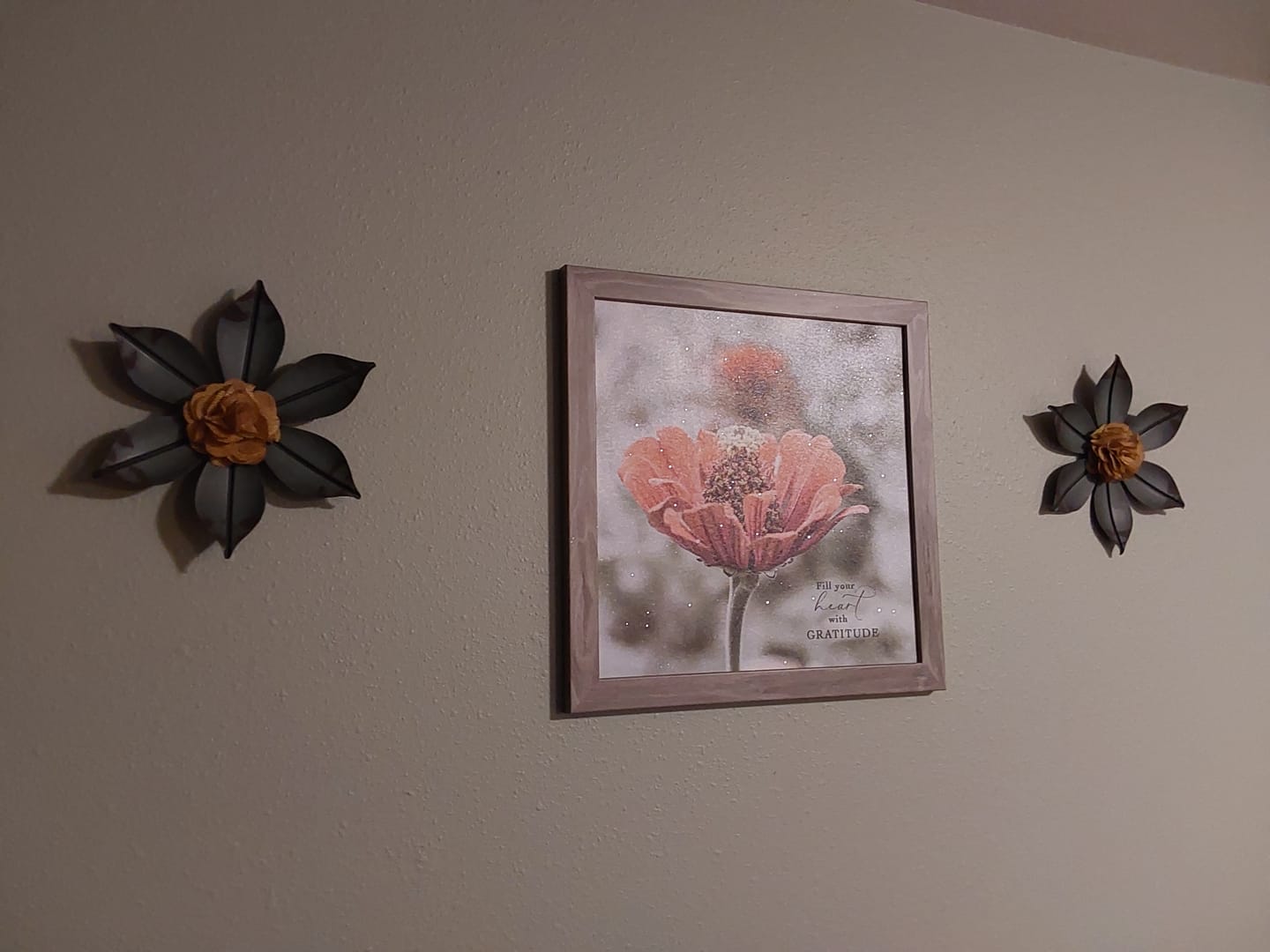 Customer photo review of Fill Your Heart With Gratitude by Summer Snow SN63