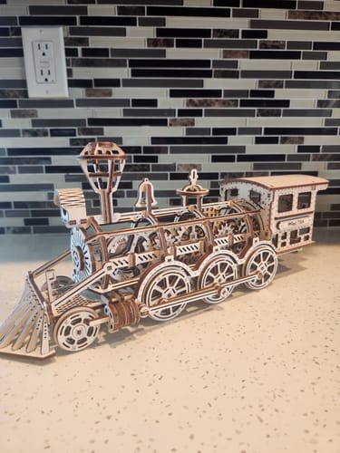 Customer photo review of Board 3 — Locomotive R17