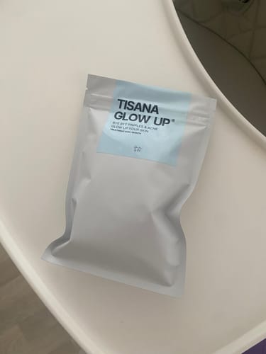 Customer photo review of Tisane Glow up ®