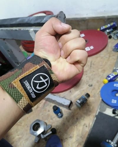Customer photo review of Heavy Wrist Wraps, Camo, 60CM - IPF Approved