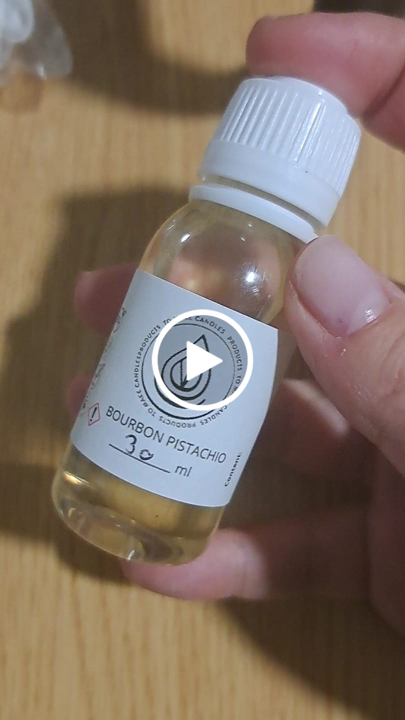 Customer video review of Fragancia BOURBON PISTACHIO