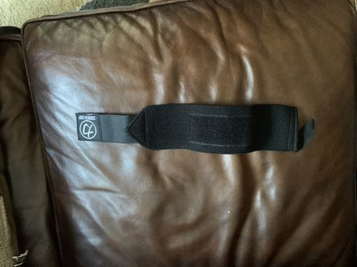 Customer photo review of Heavy Black Wrist Wraps - IPF Approved – 60cm/90cm