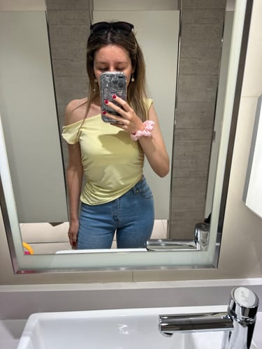 Customer photo review of TOP EMMA AMARILLO