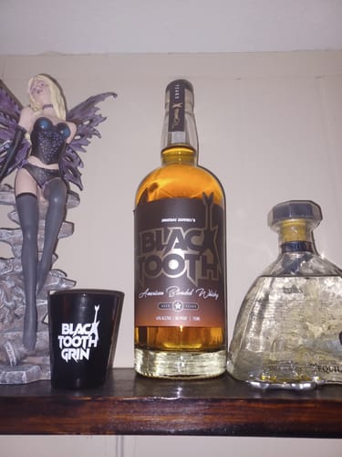 Customer photo review of BLACKTOOTH AMERICAN BLENDED WHISKEY (750mL)