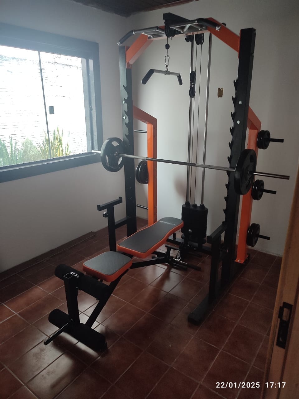 Customer photo review of Estação De Musculação Mega Rack Monocross Com Polia Móvel Flutuante 82Kg