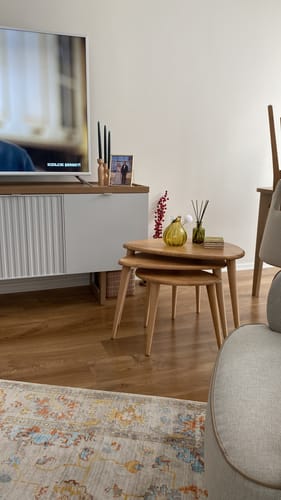 Customer photo review of Ahşap Zigon Sehpa 3'lü Set - Doğal Masif Kestane Ağacı (Ercol Stil)