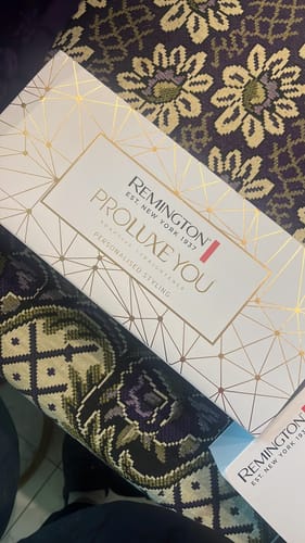 Customer photo review of USA Lot Imported Remington S9888CN Proluxe You Adaptive Hair Straightener