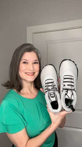 Customer photo review of Kasdava Pro -  Non-slip & Waterproof Winter Barefoot Shoe (Unisex)