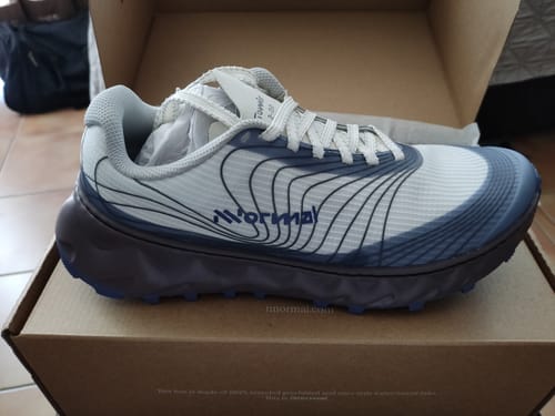 Customer photo review of Zapatillas Nnormal Tomir 2.0 Trail Running Blanca