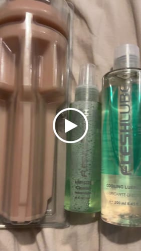 Customer video review of Vanna Bardot
