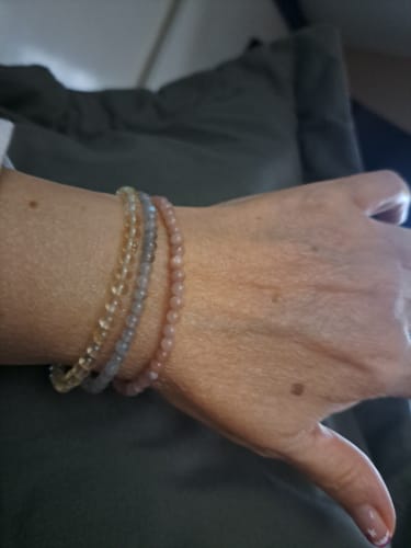 Customer photo review of Pulsera de Piedra Sol Naranja 🌞🏆🎨 (4 mm) Poder, Benevolencia y Creatividad