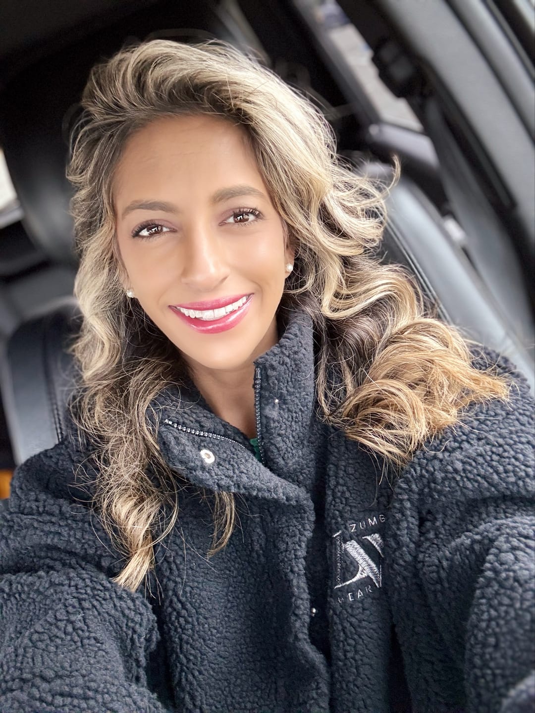 Customer photo review of Zumba Haus High Neck Sherpa Jacket