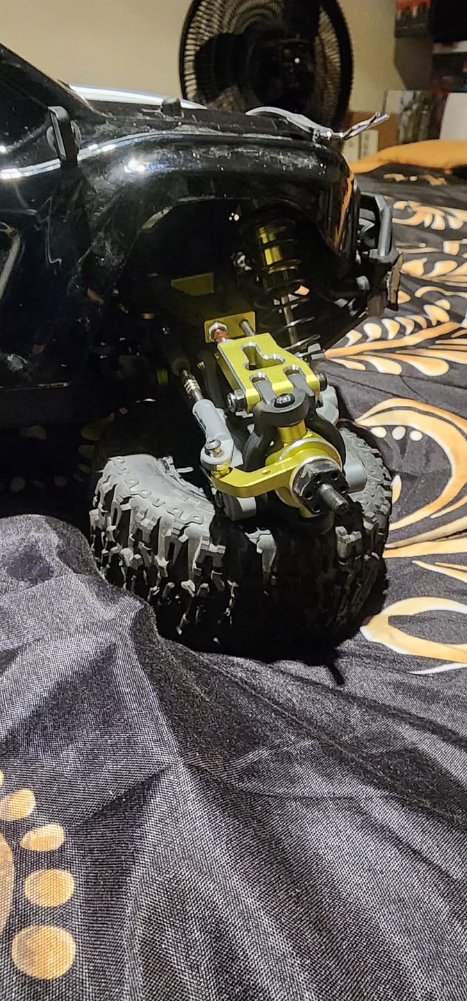 Customer photo review of Aluminum Front Steering Hub For RZ001 and XTS-F10