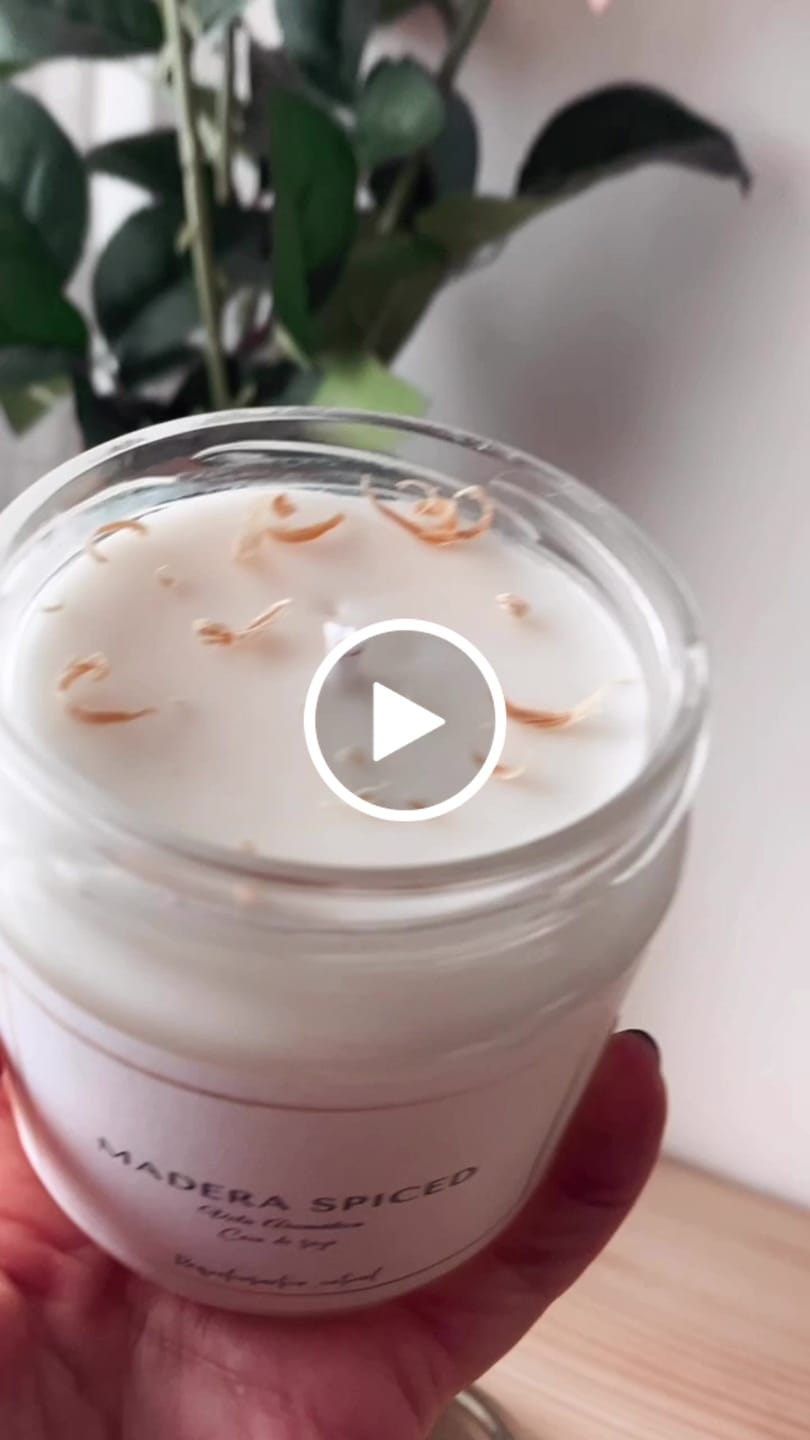 Customer video review of Fragancia MADERA SPICED