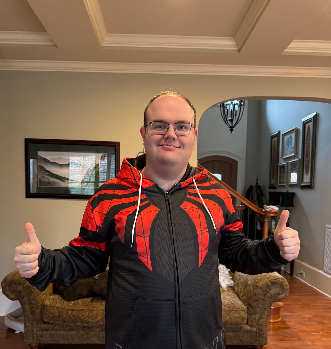 Customer photo review of Spider-Man 2 Peter Parker Superior Suit Cosplay Video Game All Over Printed T-shirt Tank Top Zip Hoodie Pullover Hoodie Hawaiian Shirt Beach Shorts Joggers