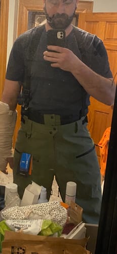 Customer photo review of Men's Army Green Insulated Baggy Snow Pants With Detachable Suspenders