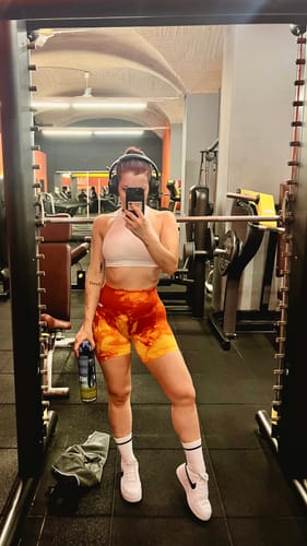 Customer photo review of Shorts Elements Fuoco Giallo Arancione