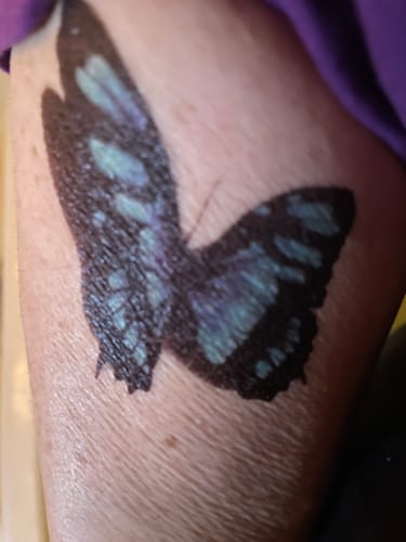 Customer photo review of Azul 3D Temporary Tattoos
