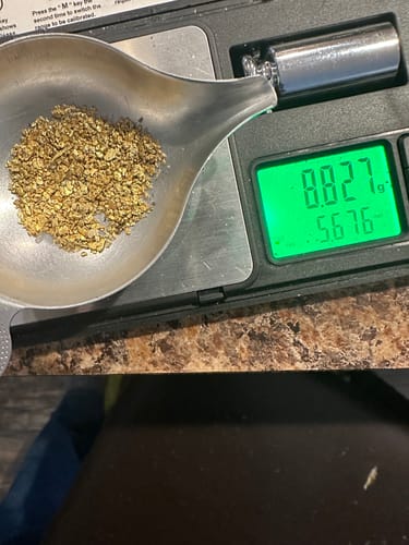 Customer photo review of Elite 'NUGGET CHASE' - Gold Panning Paydirt Concentrate