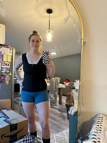 Customer photo review of Women's Zipper Heat Trapping Sweat Vest
