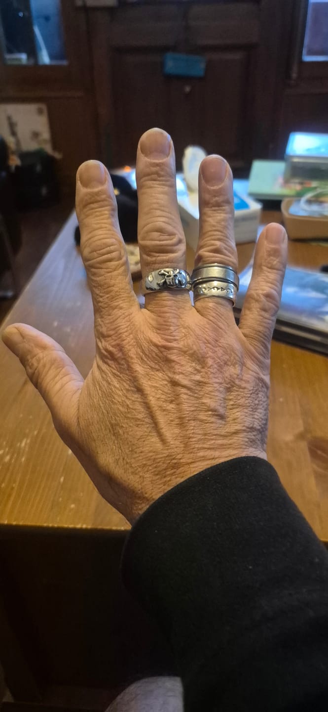 Customer photo review of CROSSBONE.
