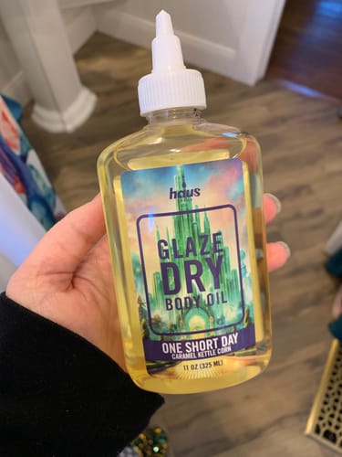 Customer photo review of Verdigris: Inspired by the Witches of Wicked | Glaze Dry Oil Blend for Body, 8 oz.