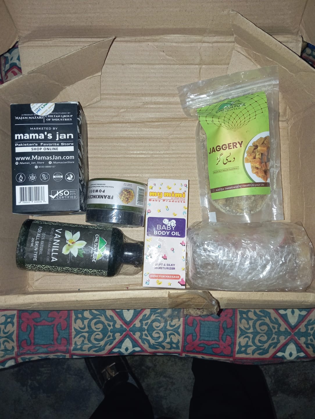 Customer photo review of Desi Gur 100% Pure Jaggery - No Artificial Color