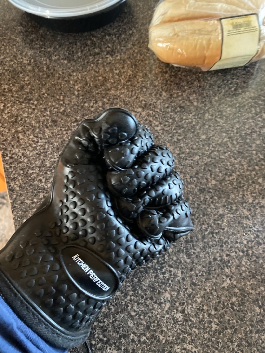 Customer photo review of Smoker Oven Gloves