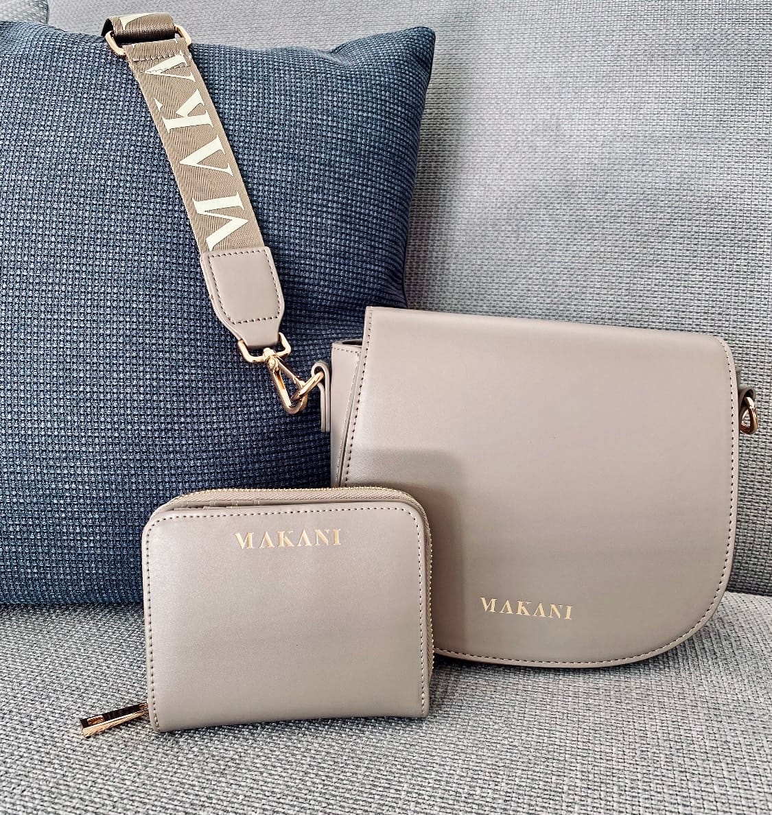 Customer photo review of KAIA - TAUPE