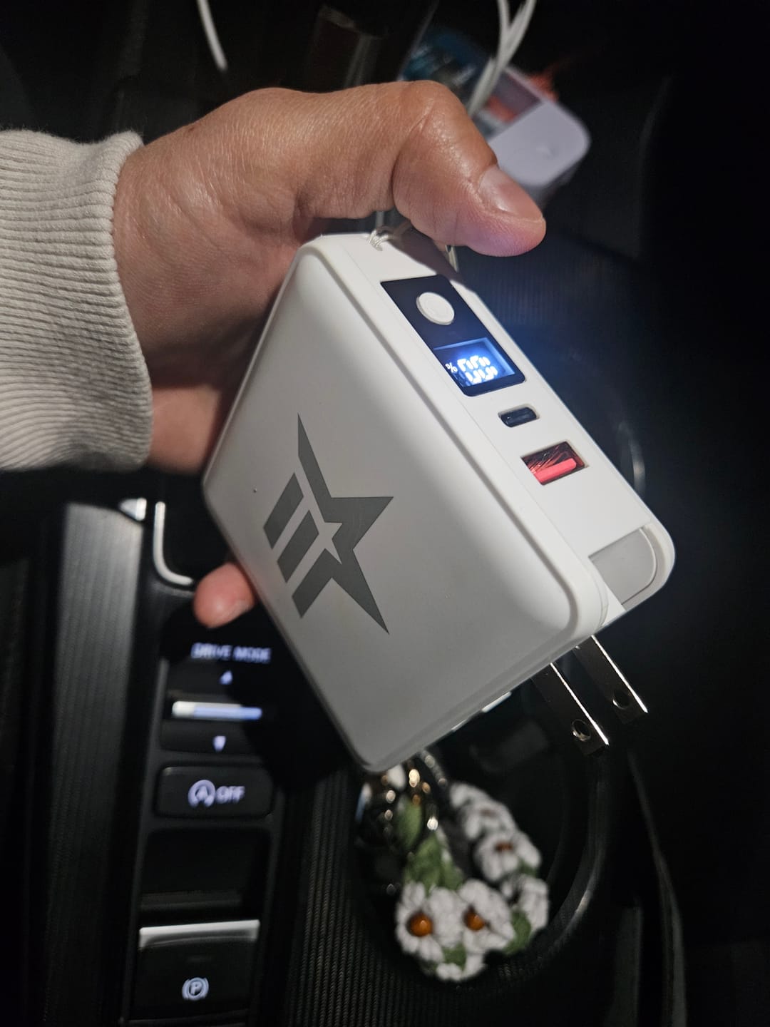 Customer photo review of 4 in 1 Wireless Power Bank Charger
