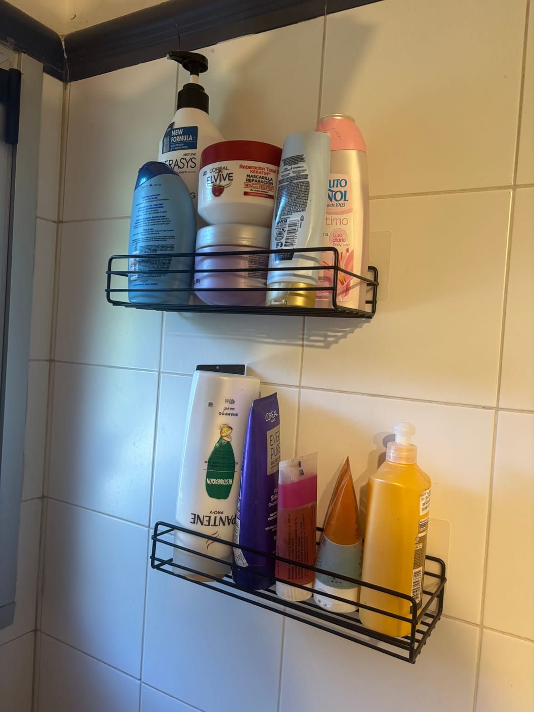 Customer photo review of Set X2 Estante Organizador Repisa Baño Ducha Adhesivo