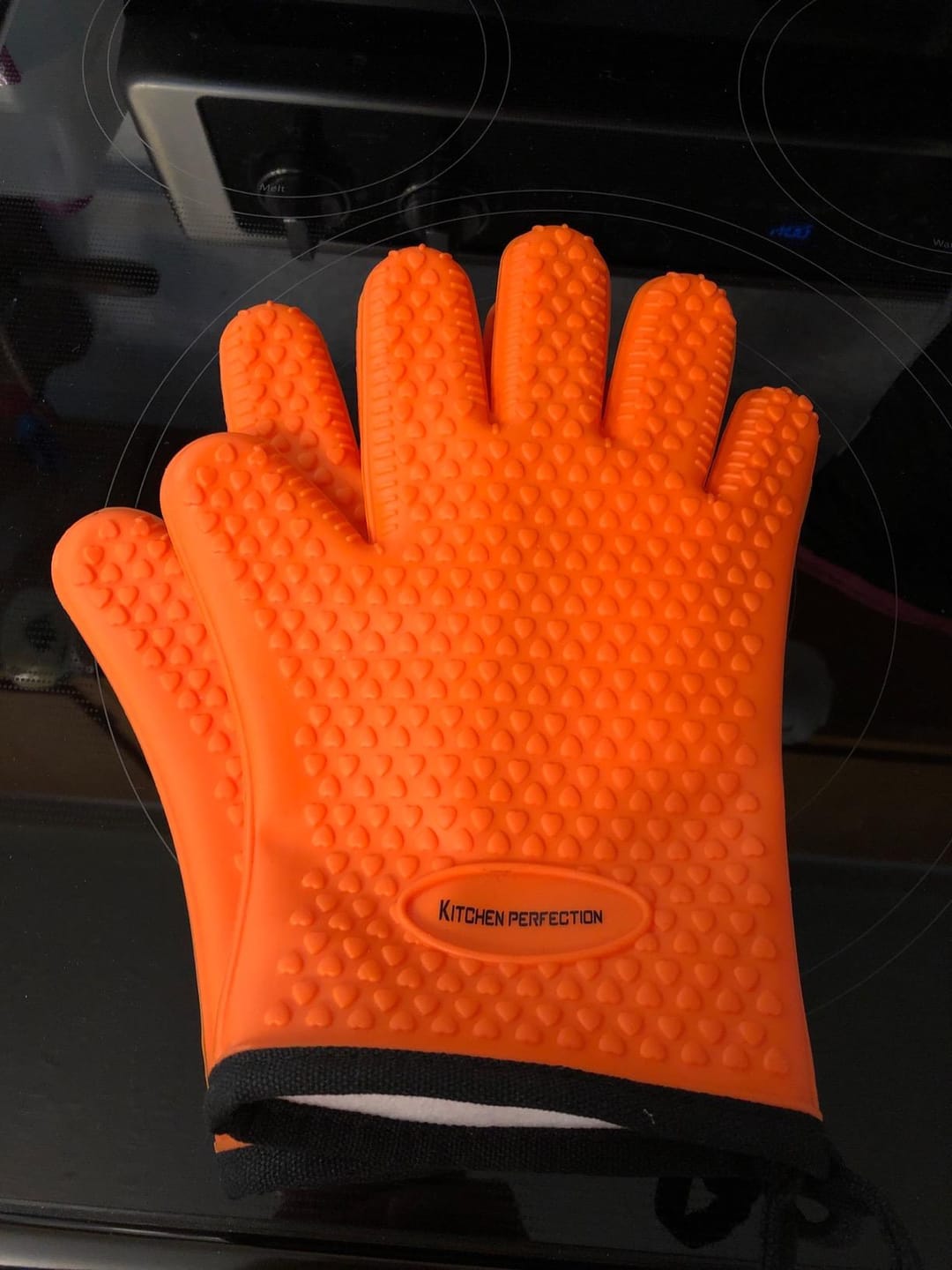 Customer photo review of Smoker Oven Gloves