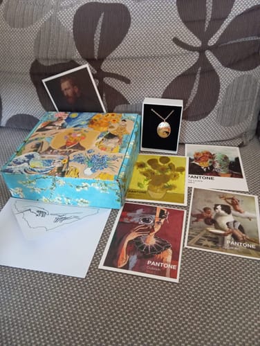 Customer photo review of Gustav Klimt Mother and Child Tablo Tasarım Kolye