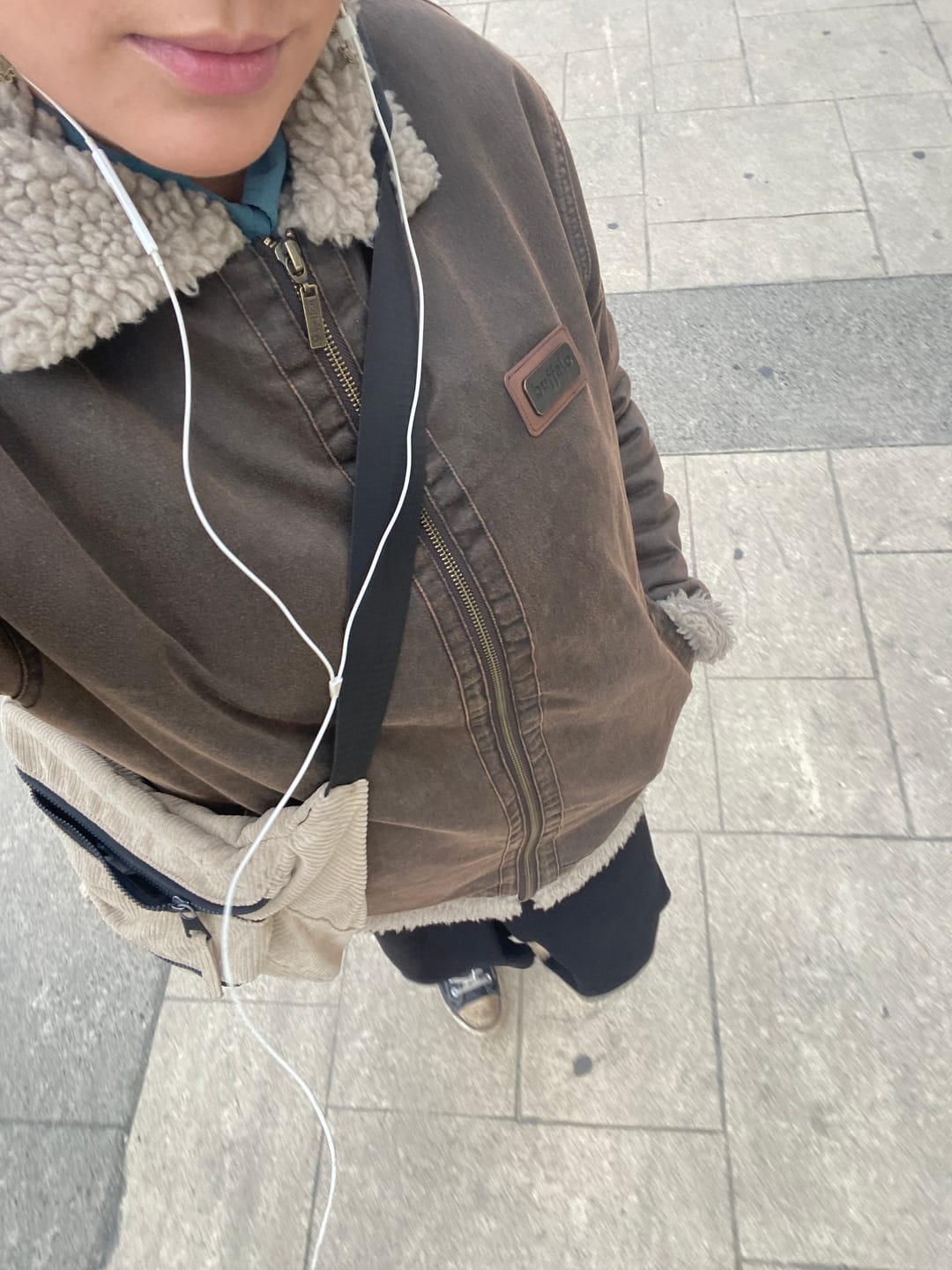 Customer photo review of Chaqueta Baker Mujer