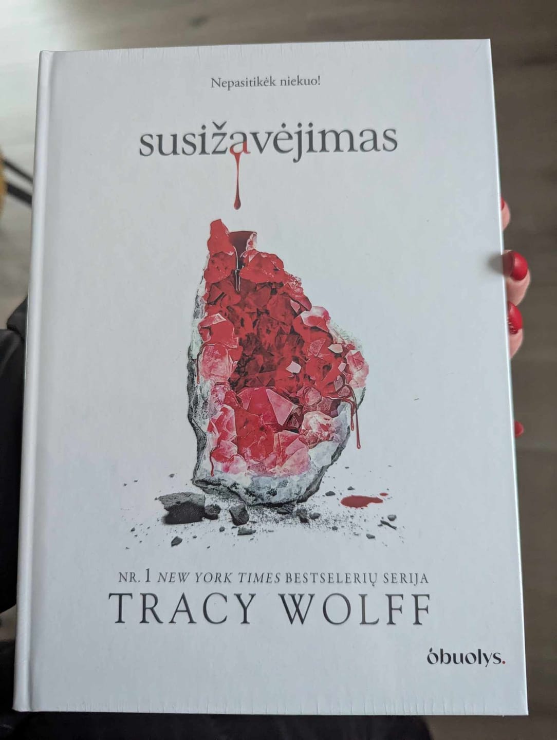Customer photo review of Susižavėjimas: Nr. 1 New York Times bestselerių serijos troškimas 2-oji dalis