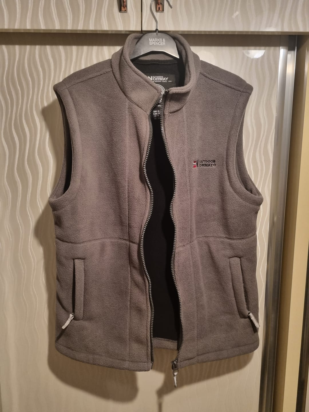 Customer photo review of Norway Yelek