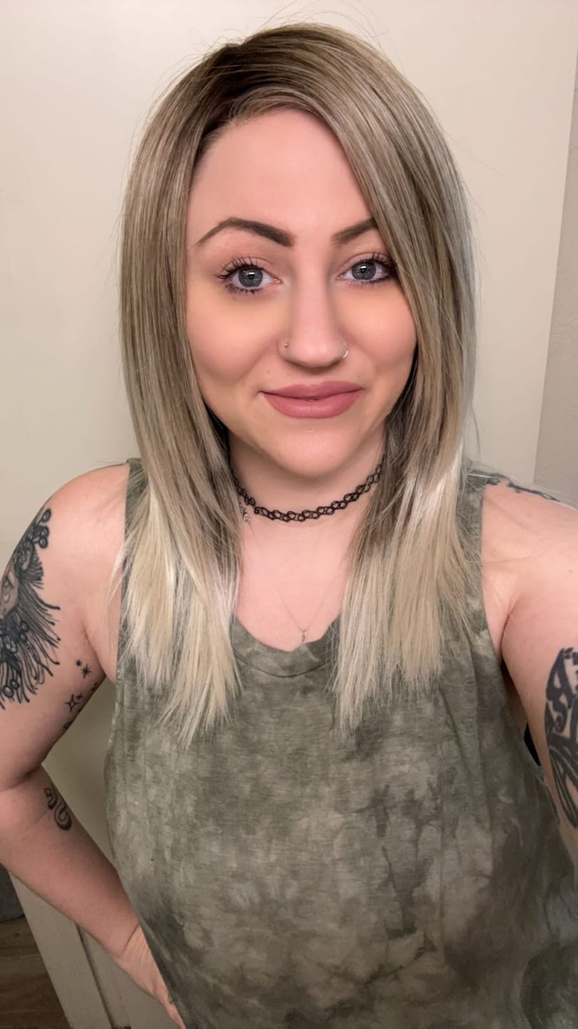 Customer photo review of RUNWAY WALK - Ash Blonde